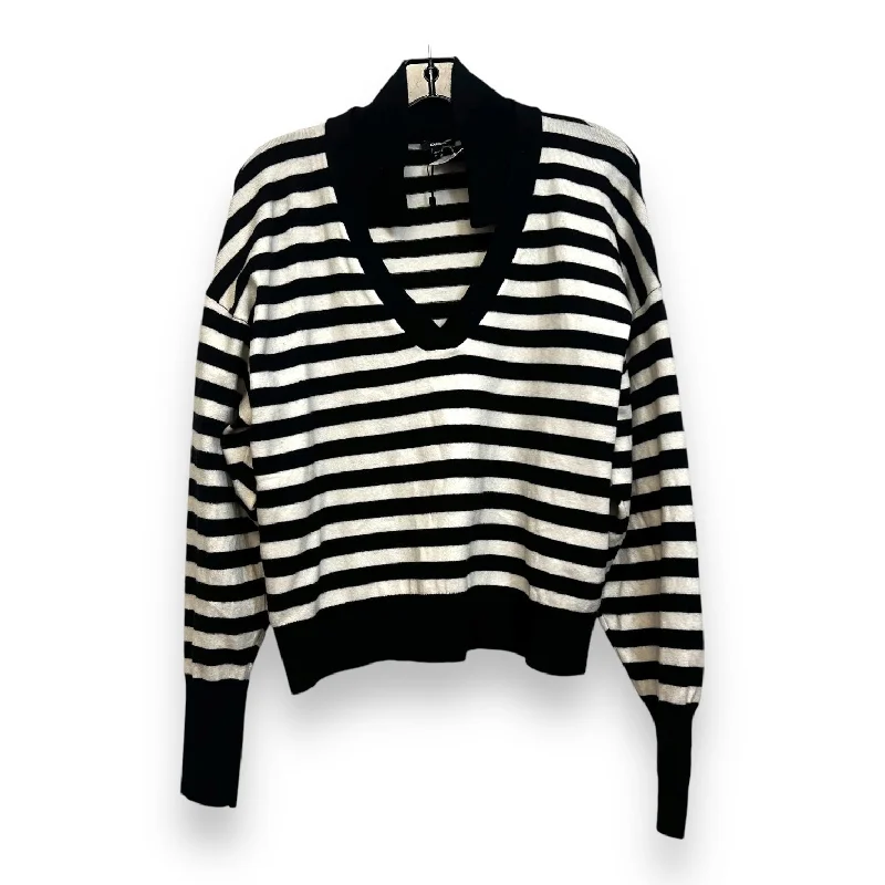 Sweater By Express In Striped Pattern, Size: M Laid