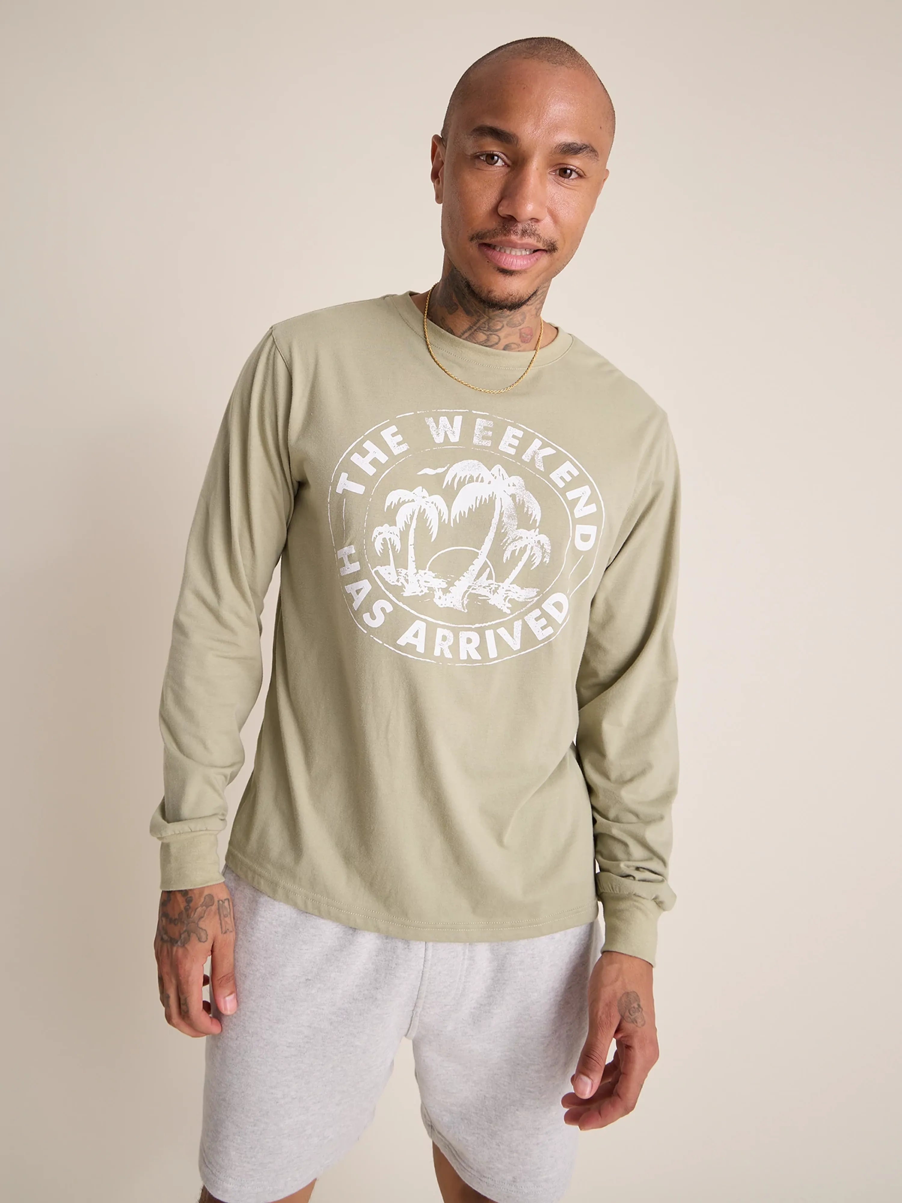 The Relaxer (L/S Non Pocket T-Shirt) - Olive Green Beach