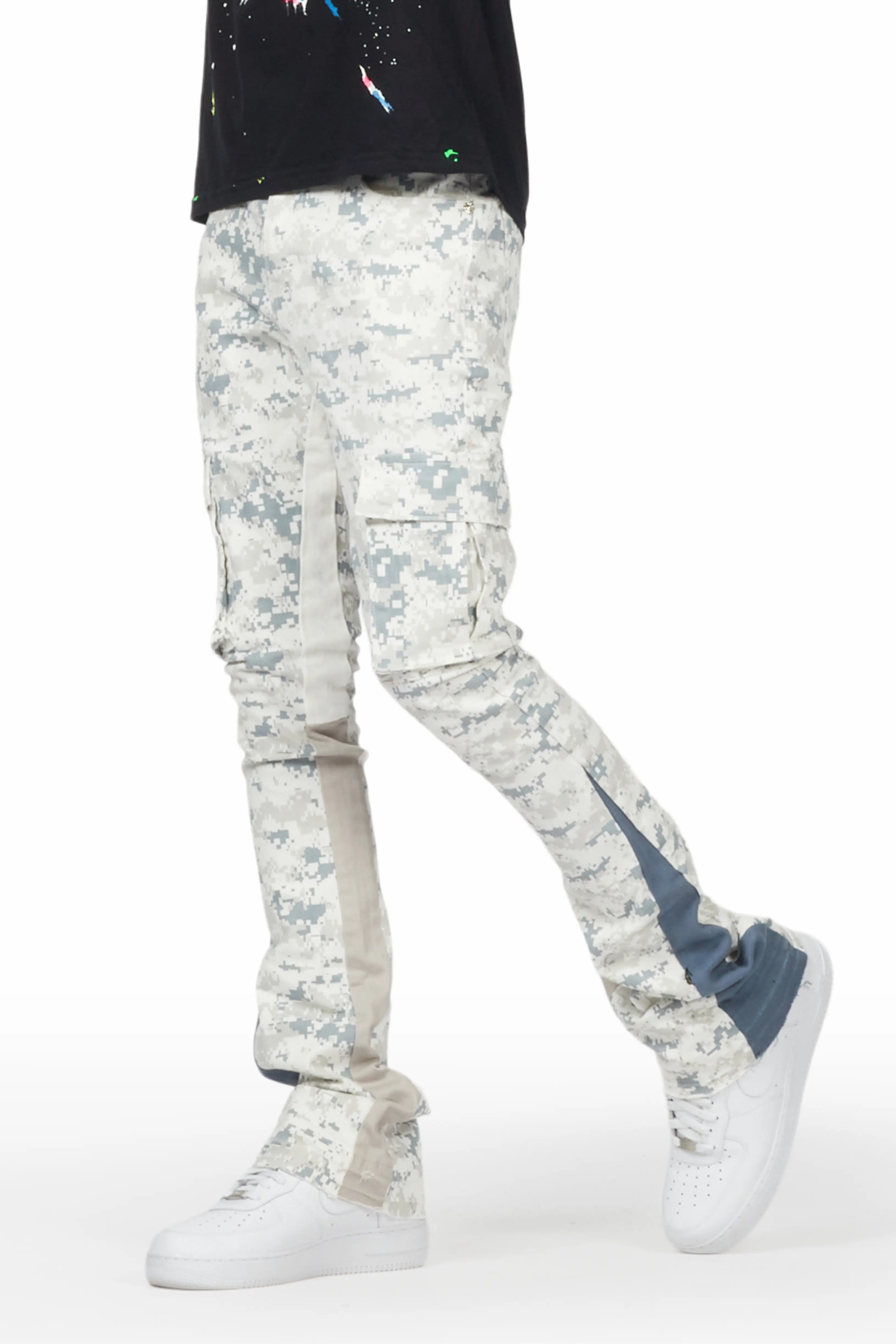 Dajuan Light Camo Stacked Cargo Flare Jean Refined Men's Hand