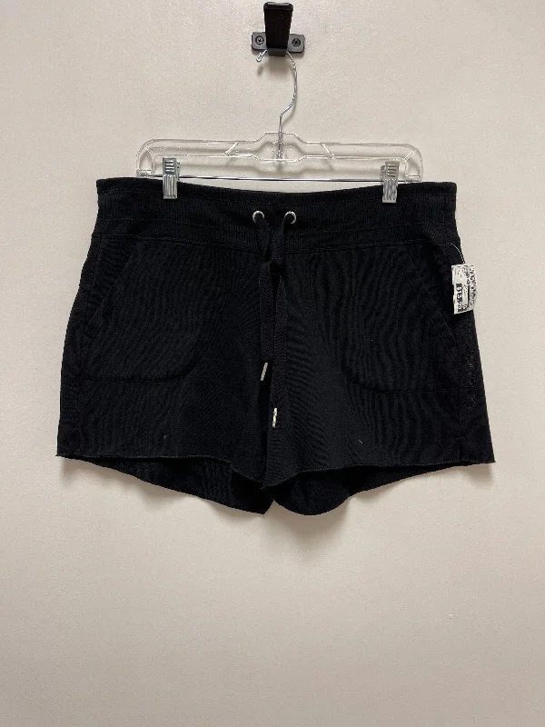 Black Shorts Calvin Klein, Size L Trendy Men's Bucket