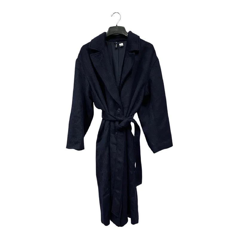 COAT OTHER by DIVIDED In NAVY, Size: XL Gym