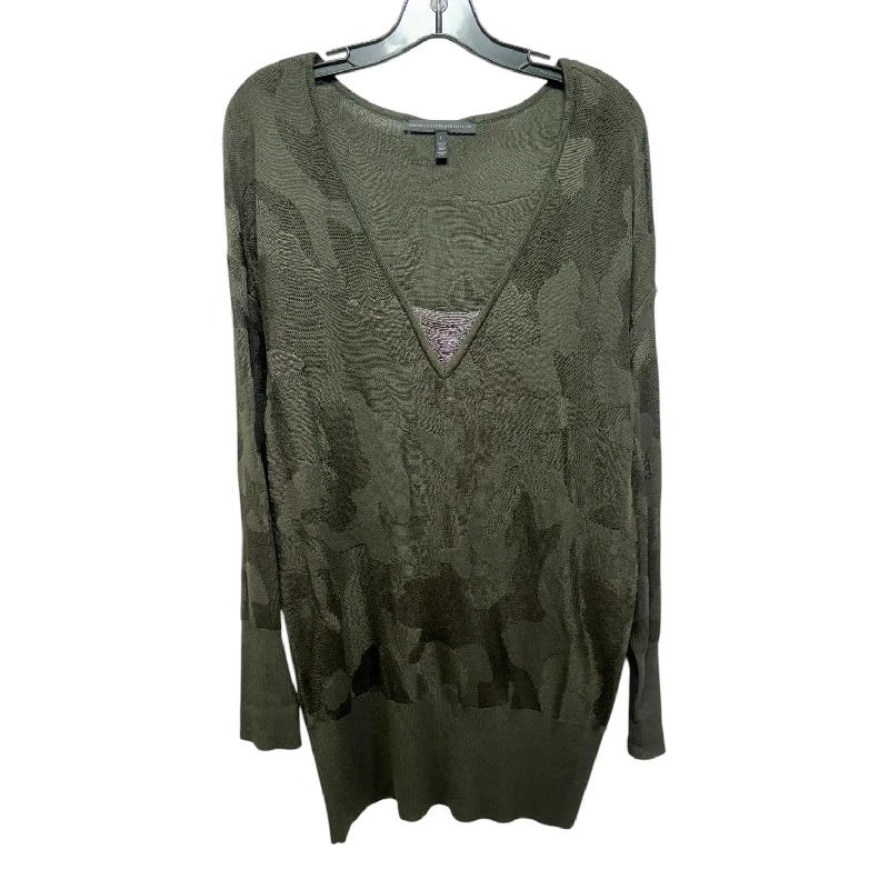 Embellished V Neck Sweater By White House Black Market In Camouflage Print, Size: L Trendy Men's Bucket