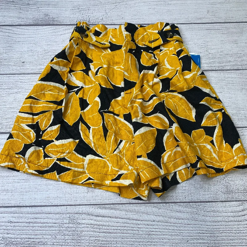 Mustard Shorts Who What Wear, Size 2 Organic