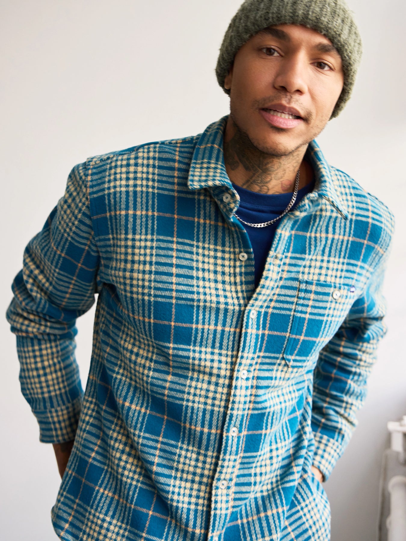 The I P Hey (Flannel Overshirt) Casual Men's Loose